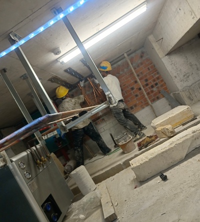 南宁西乡塘农科院种子库楼板粘钢加固工程案例