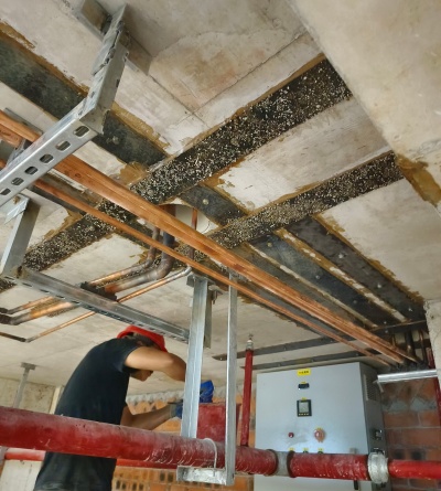 双峰县楼板开洞粘钢加固补强案例